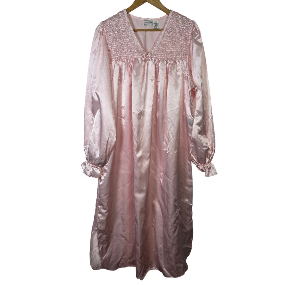 Delicates Pink‎ Satin Smocked V Neck Long Sleeve Nightgown Dress M